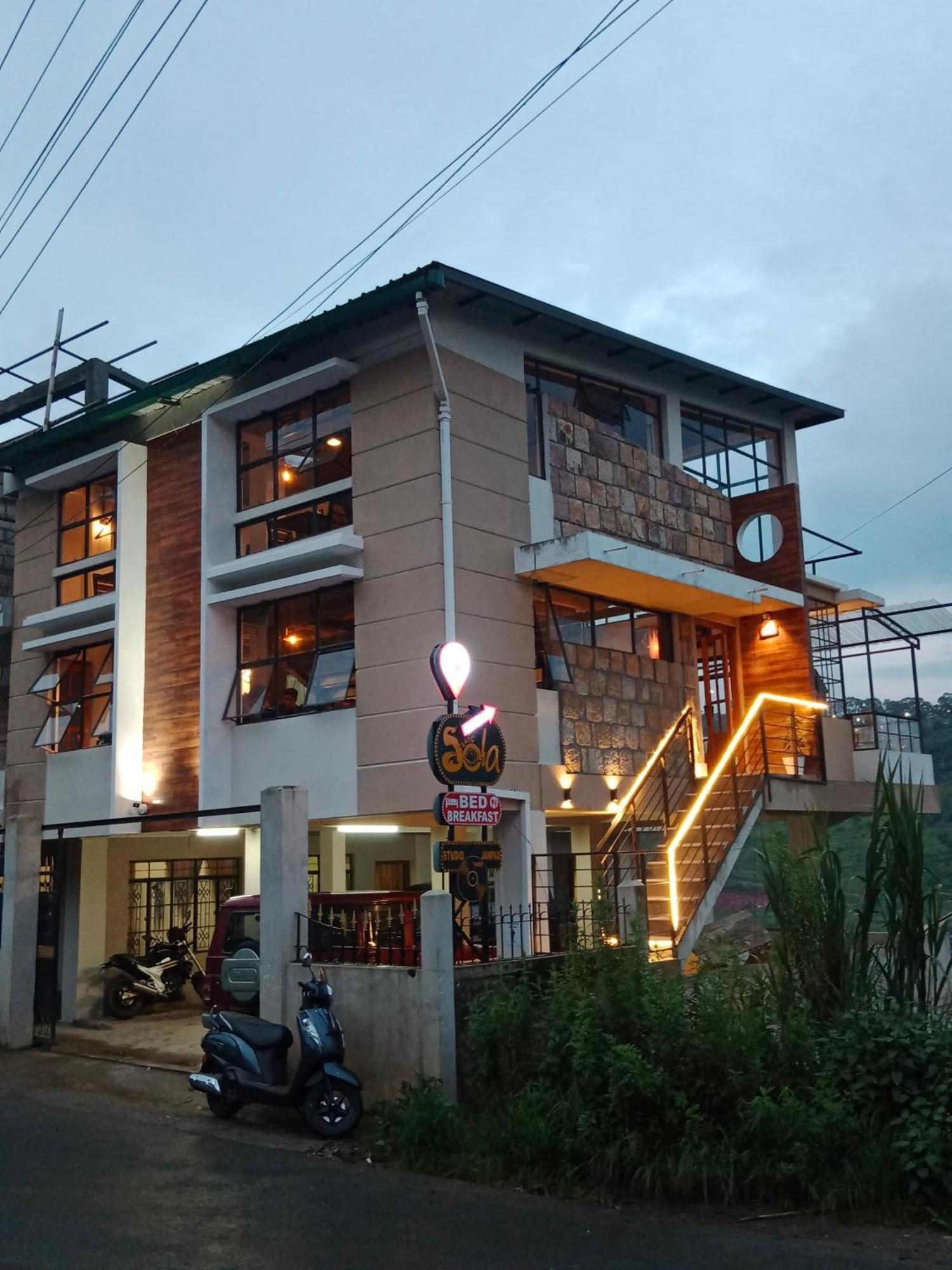 Cafe Sola Bnb 西隆 外观 照片